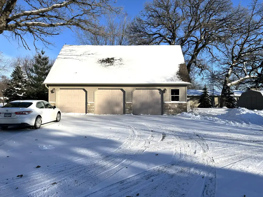 2 Coleman Lane, Fairmont, MN 56031 - Image #2