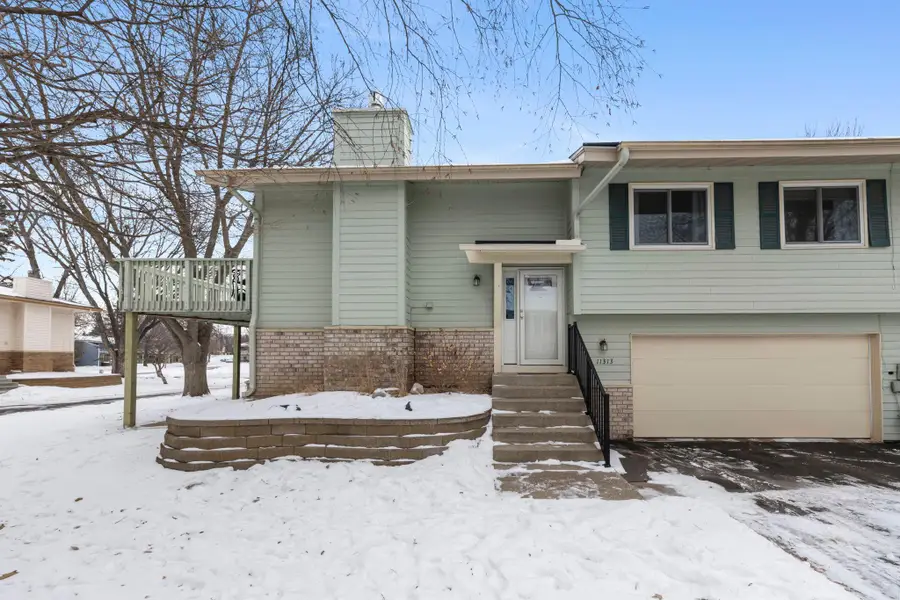 11313 Xavier Road, Bloomington, MN 55437 - Image #2