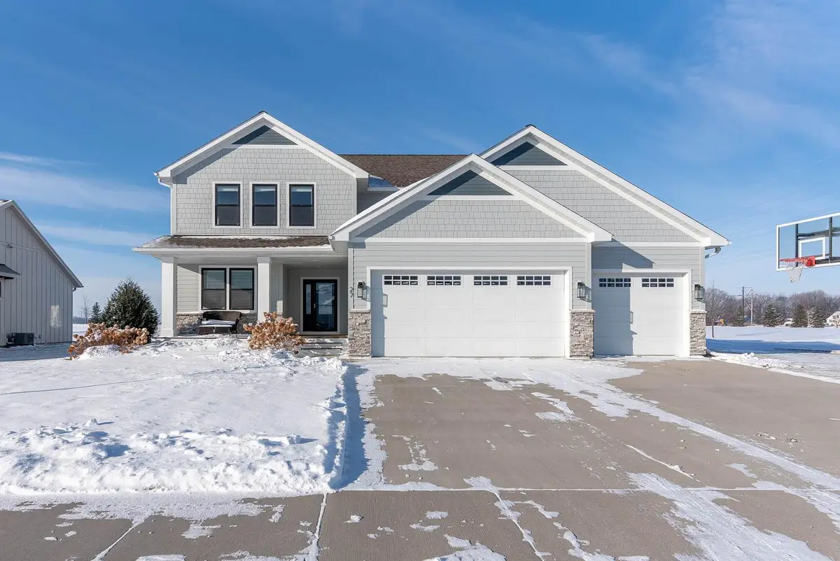 27 Prairie Court, Mankato, MN 56003 - Image #1