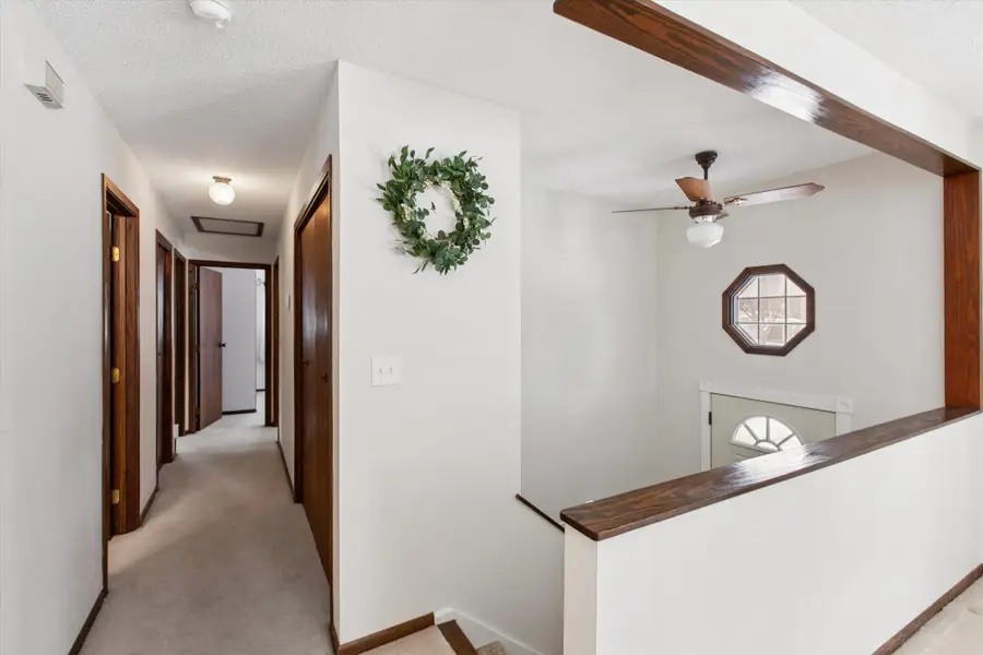 9676 Crestwood Terrace, Eden Prairie, MN 55347 - Image #3