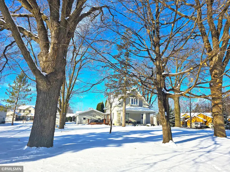 311 Big Woods Lane, Annandale, MN 55302 - Image #3