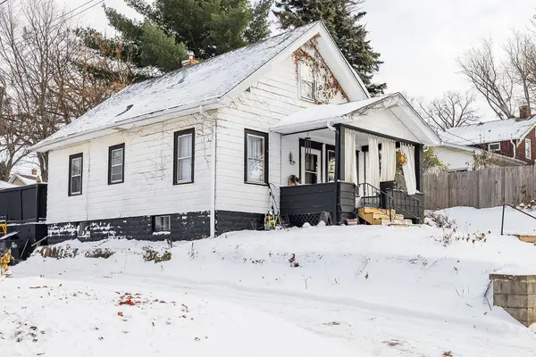 776 Wheeler Street N, Saint Paul, MN 55104