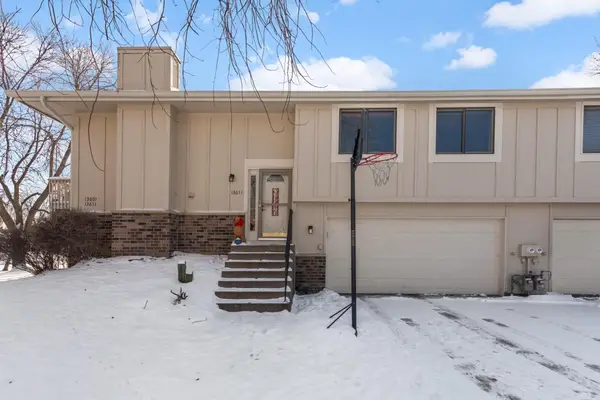 13611 86th Avenue N, Maple Grove, MN 55369