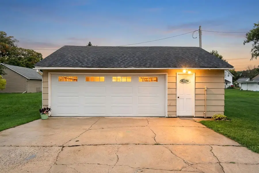 705 11th Avenue Nw, Austin, MN 55912 - Image #2