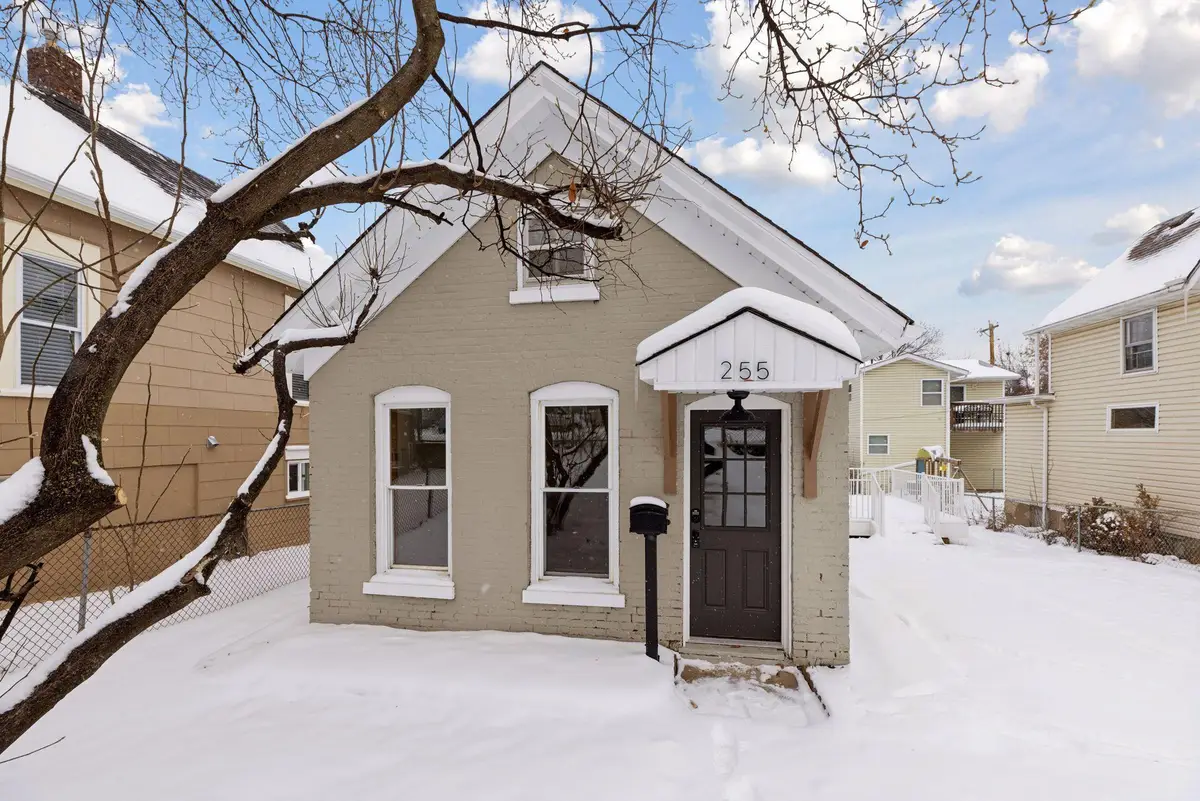 255 Curtice Street E, Saint Paul, MN 55107 - Image #1