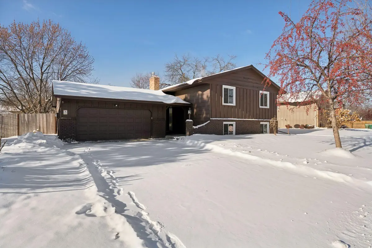 7733 Hampshire Avenue N, Brooklyn Park, MN 55445 - Image #1