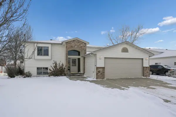 1165 7th Avenue W, West Fargo, ND 58078