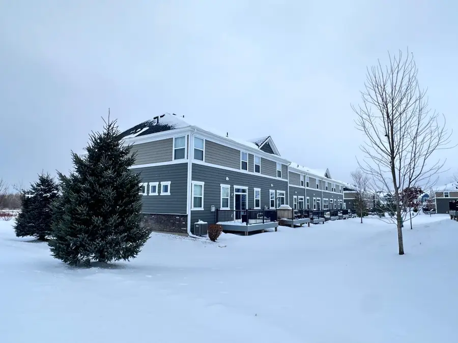 18303 Glassner Way, Lakeville, MN 55044 - Image #2