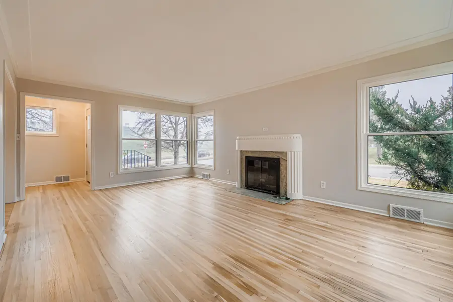 1581 Pinehurst Avenue, Saint Paul, MN 55116 - Image #3