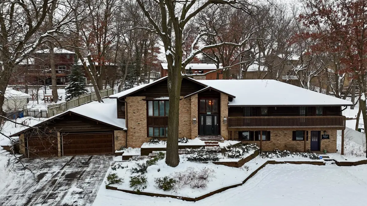 209 E 135th Street, Burnsville, MN 55337 - Image #1