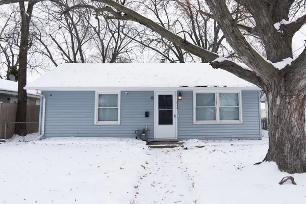 5048 Girard Avenue N, Minneapolis, MN 55430