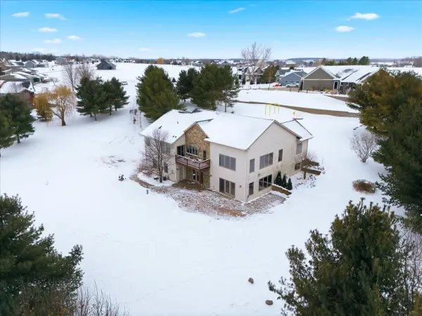 1047 174th Street, Hammond, WI 54015