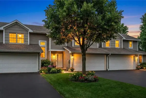 8042 Belair Lane, Eden Prairie, MN 55347