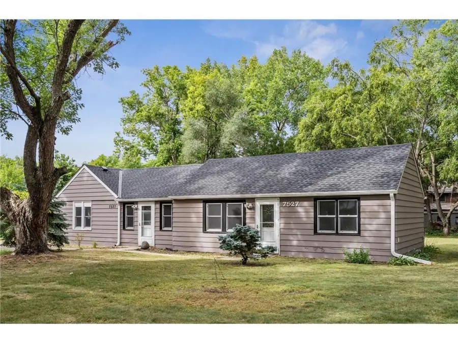 7527 Newton Avenue N, Brooklyn Park, MN 55444 - Image #2