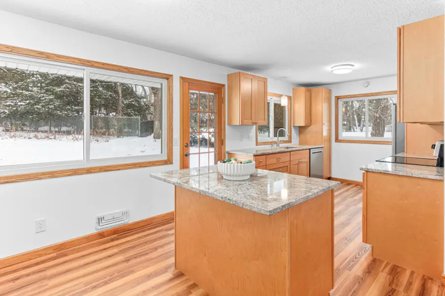 4728 W 70th Street, Edina, MN 55435 - Image #2