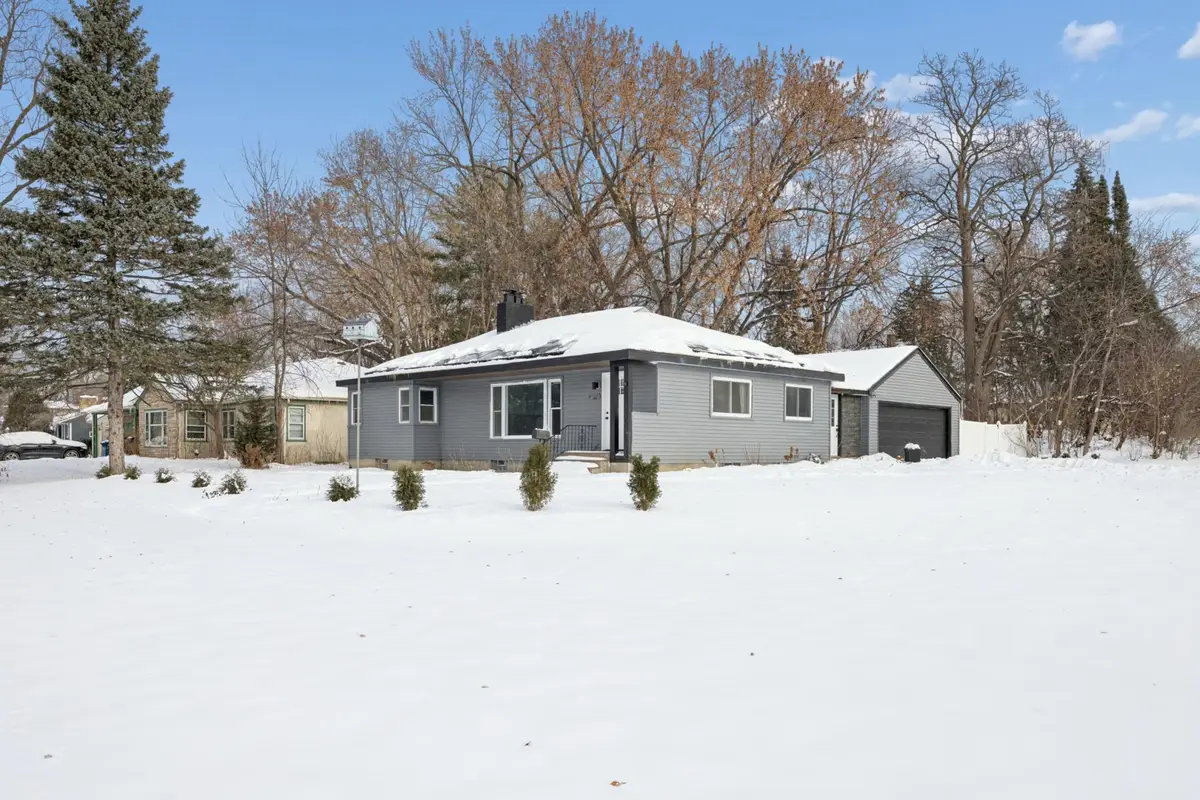 2300 Zenith Avenue N, Golden Valley, MN 55422 - Image #1