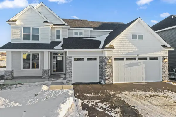 325 Ravencroft Road, Waconia, MN 55387