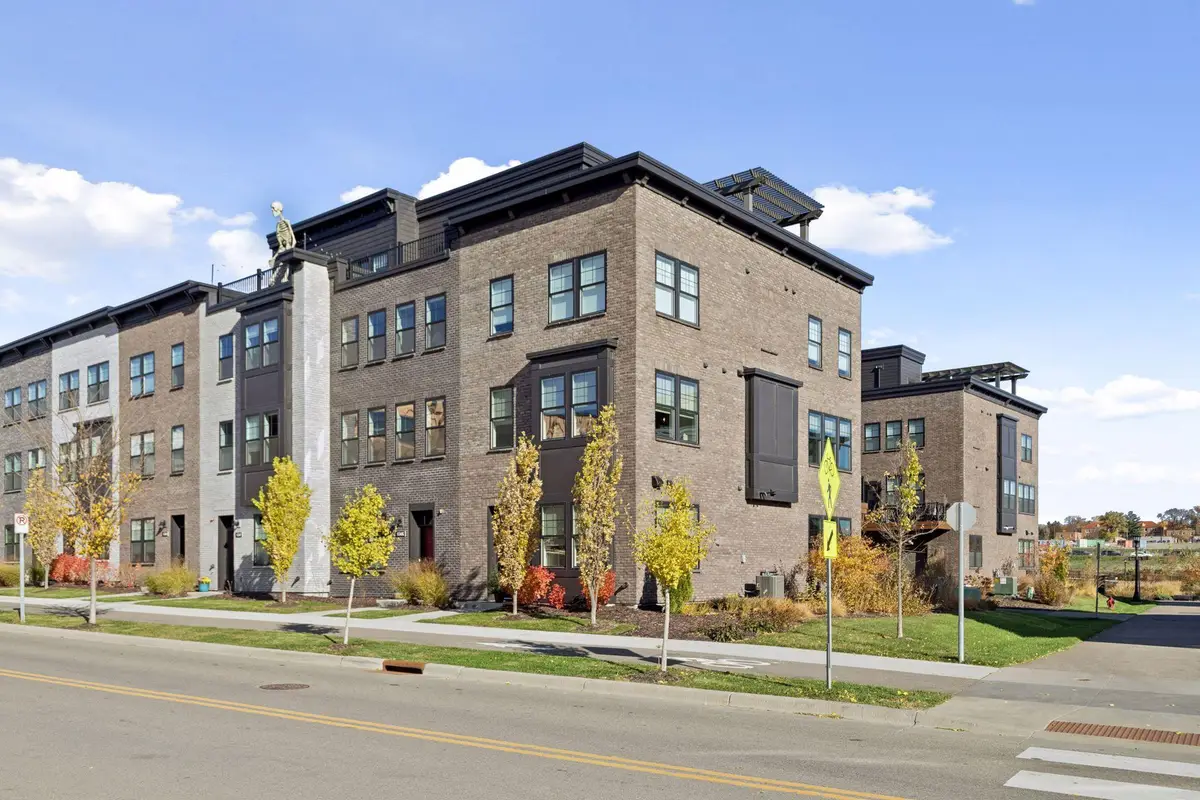 850 Mount Curve Boulevard #L, Saint Paul, MN 55116 - Image #1