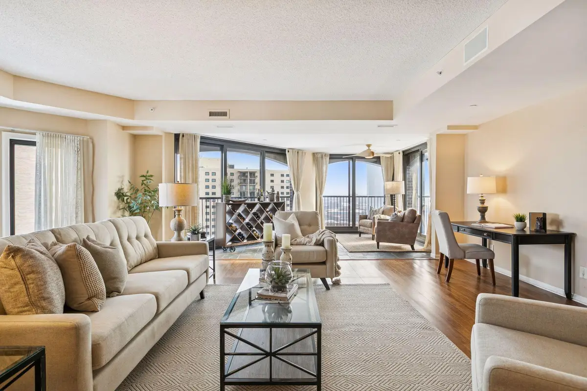 1235 Yale Place #1706, Minneapolis, MN 55403 - #1