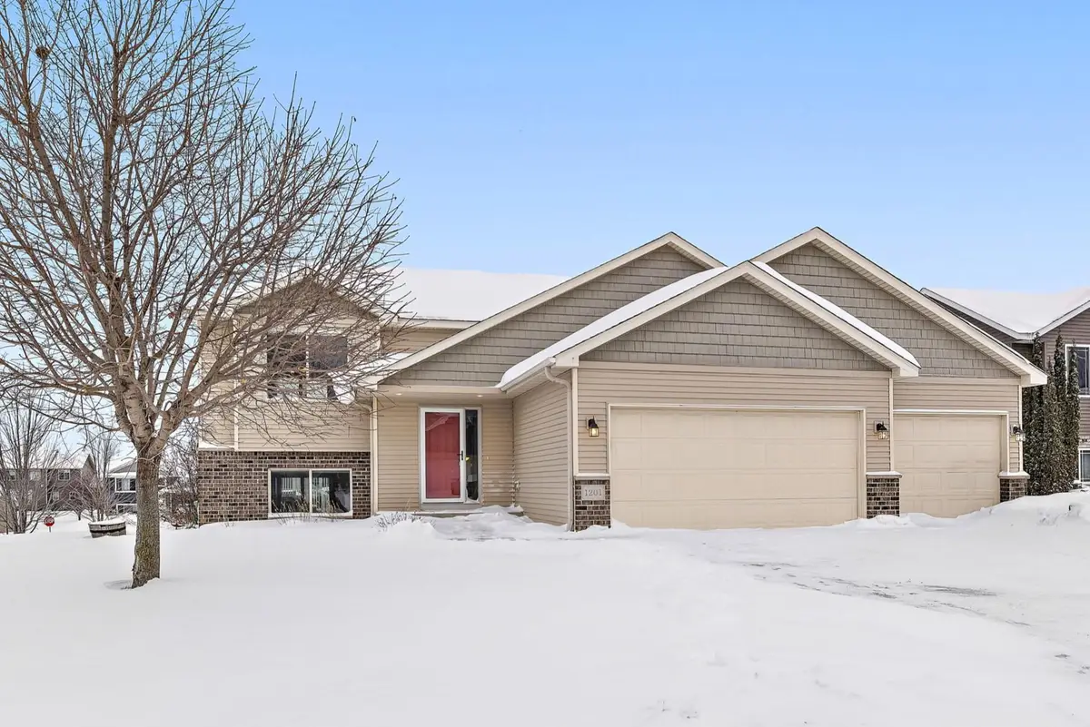 1201 Olivia Street Se, New Prague, MN 56071 - Image #1