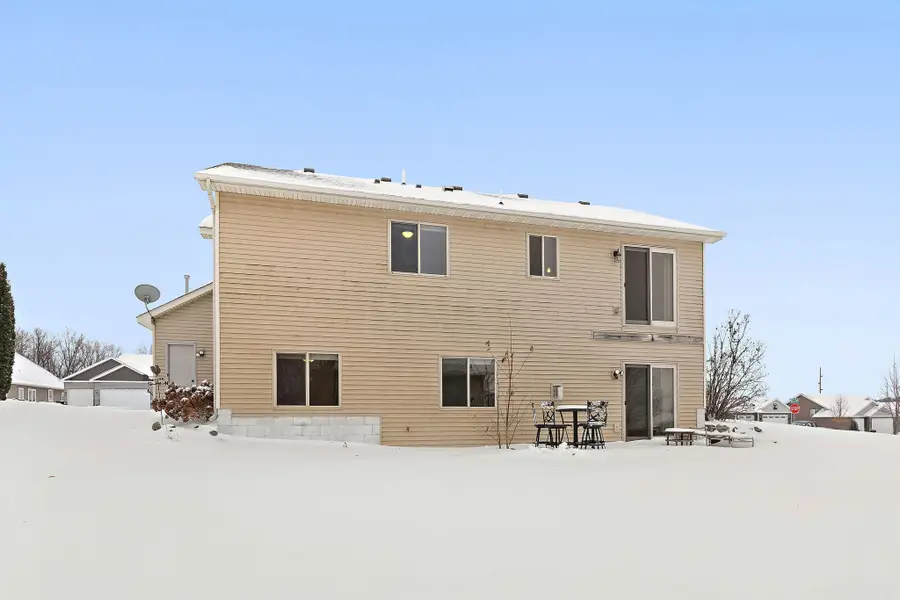 1201 Olivia Street Se, New Prague, MN 56071 - Image #2
