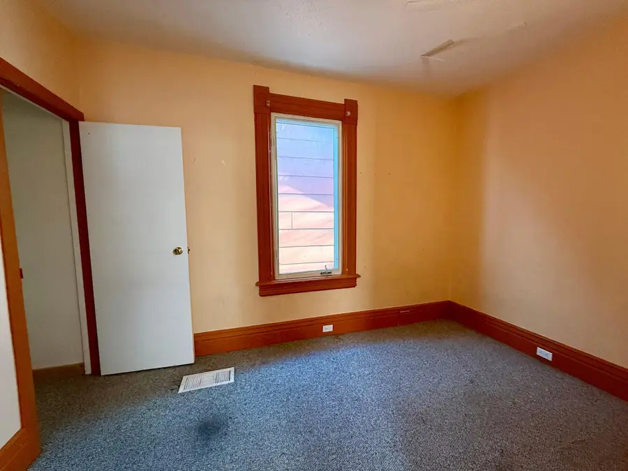 706 E 4th Street, Winona, MN 55987 - Image #3