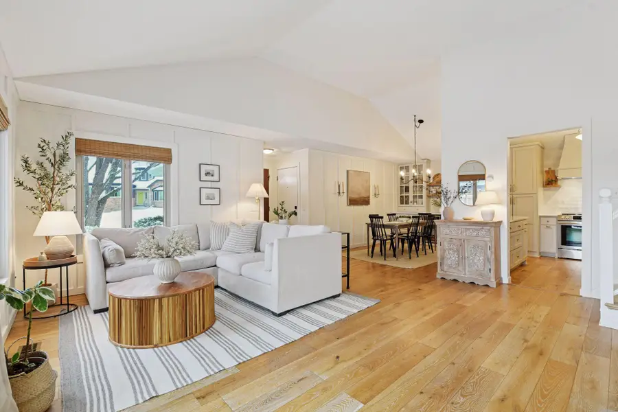 18705 Clear View Drive, Minnetonka, MN 55345 - Image #3