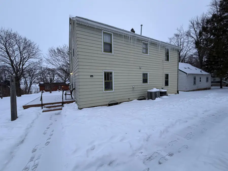 1420 Frank Hall Drive, Albert Lea, MN 56007 - Image #2