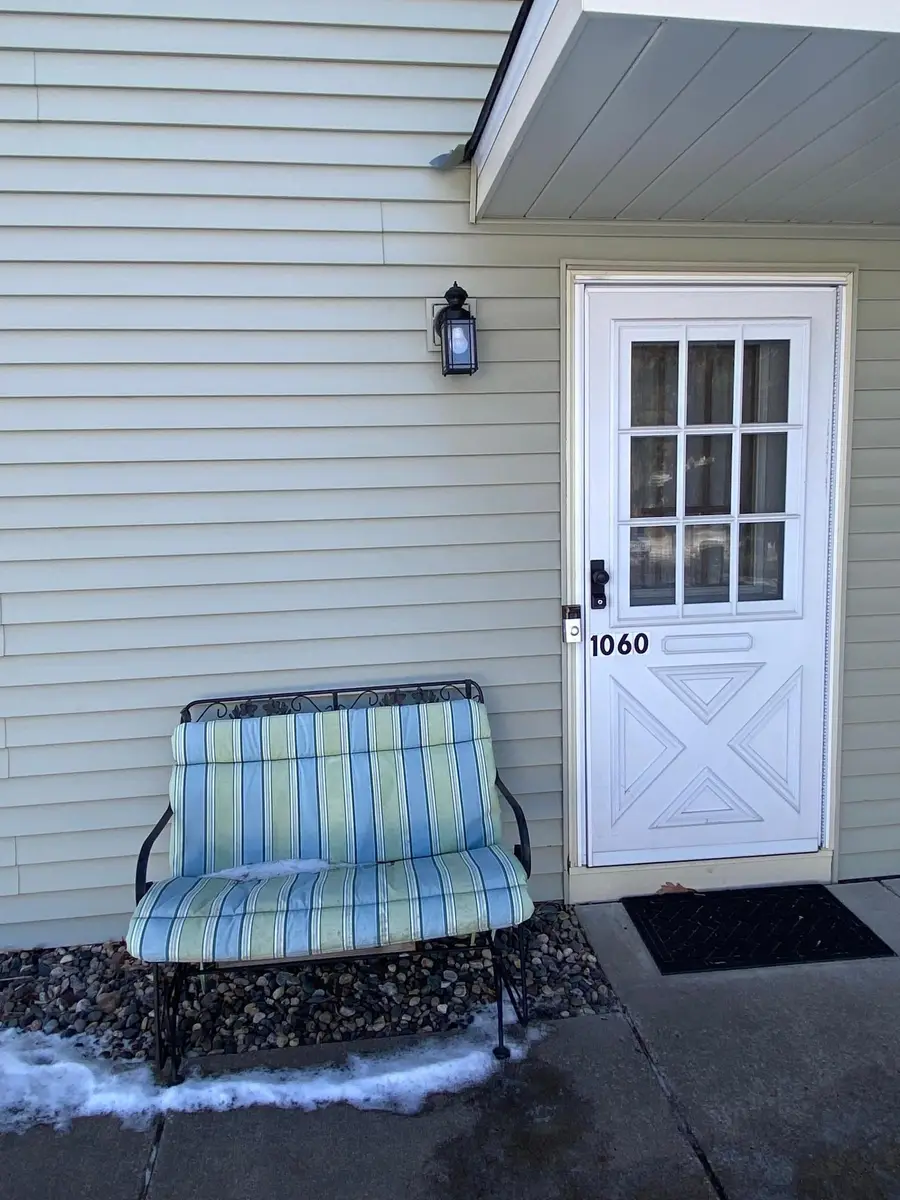 1060 Pond View Court, Vadnais Heights, MN 55127 - #3