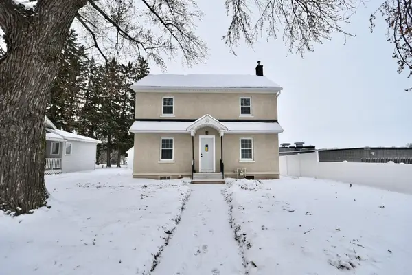 212 W 3rd Street, Zumbrota, MN 55992