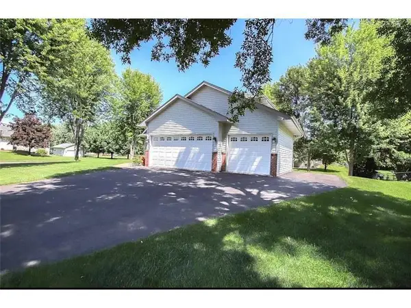 23501 Birch Circle, Rogers, MN 55374
