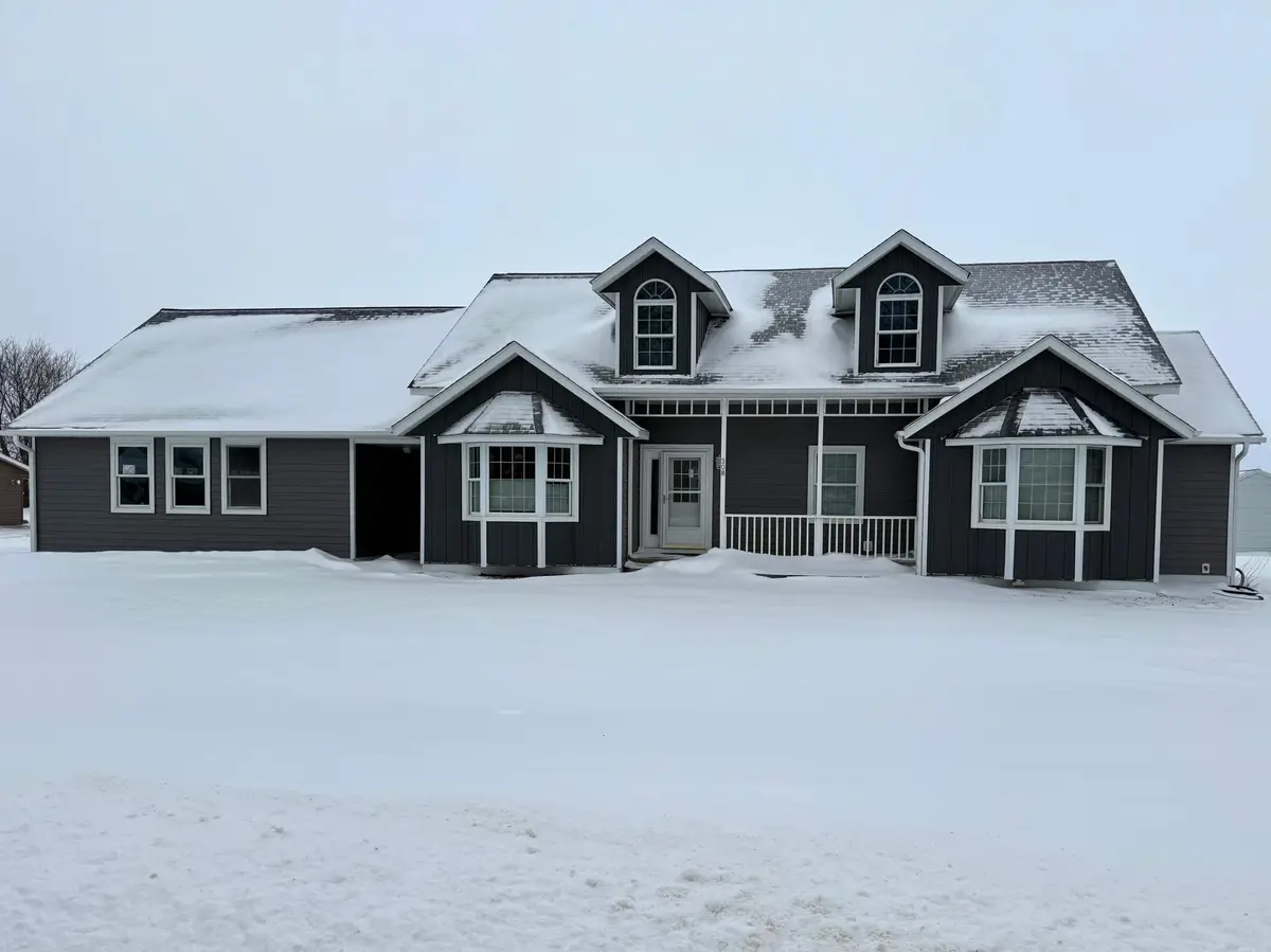 308 S Range Road, Springfield, MN 56087 - Image #1