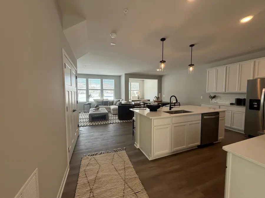 14995 Avondale View, Rosemount, MN 55068 - Image #2