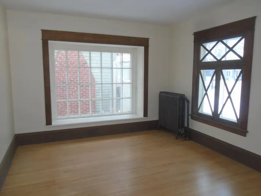 1048 Linwood Avenue, Saint Paul, MN 55105 - Image #3