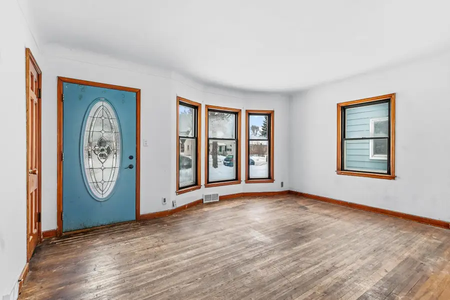 1822 Nevada Avenue E, Saint Paul, MN 55119 - Image #2