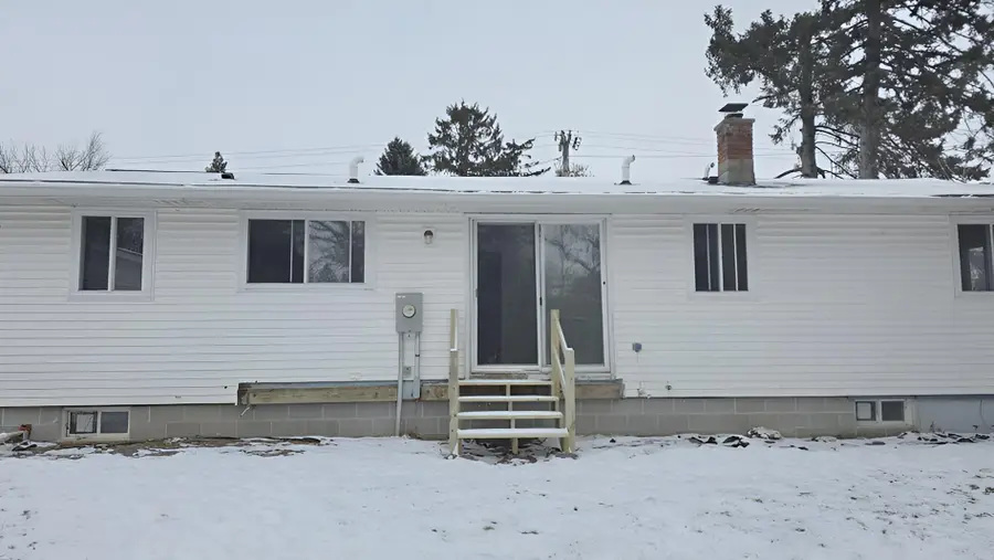 118 E Monroe Avenue, Barron, WI 54812 - #3