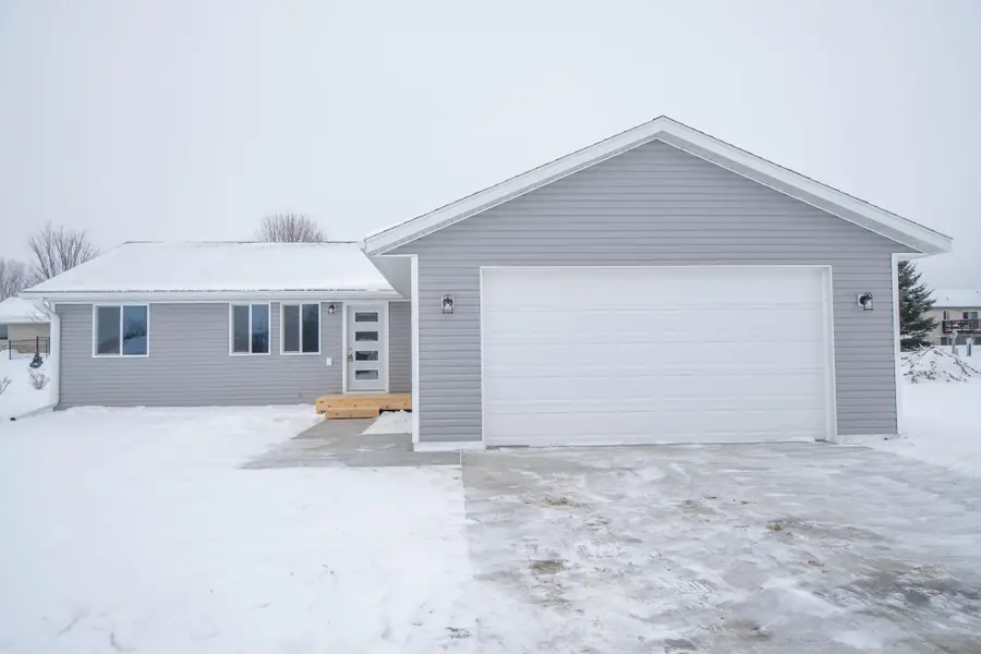 412 Russ Parta Drive, New York Mills, MN 56567 - Image #3