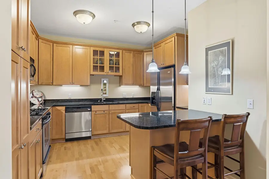 5250 Grandview Square #2311, Edina, MN 55436 - Image #3