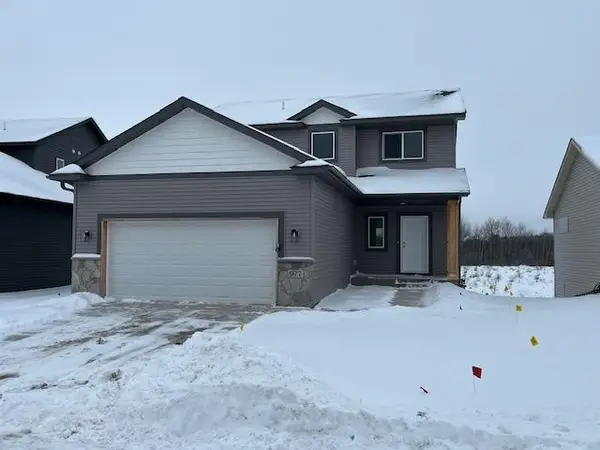 977 45th Avenue Ne, Saint Cloud, MN 56304