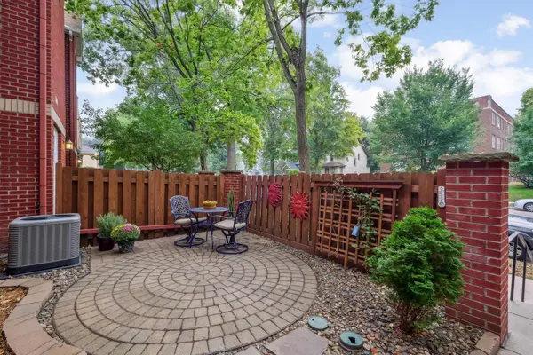 2009 Grand Avenue, Saint Paul, MN 55105