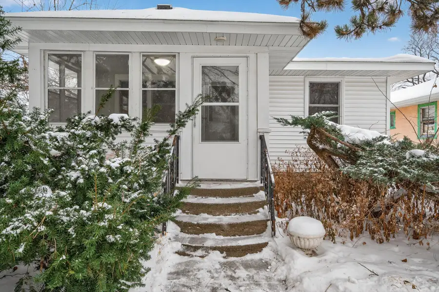 1019 Cumberland Street, Saint Paul, MN 55117 - Image #3