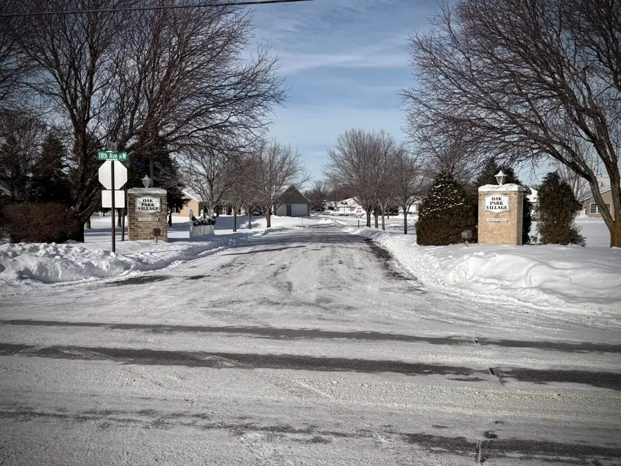 1907 Oak Tree Lane #C, Austin, MN 55912 - Image #2