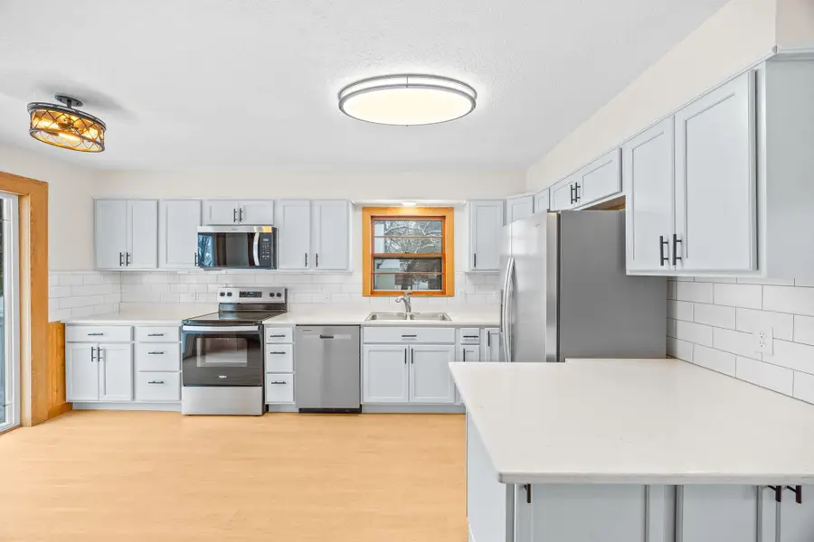 540 Brown Street Sw, Hutchinson, MN 55350 - Image #3