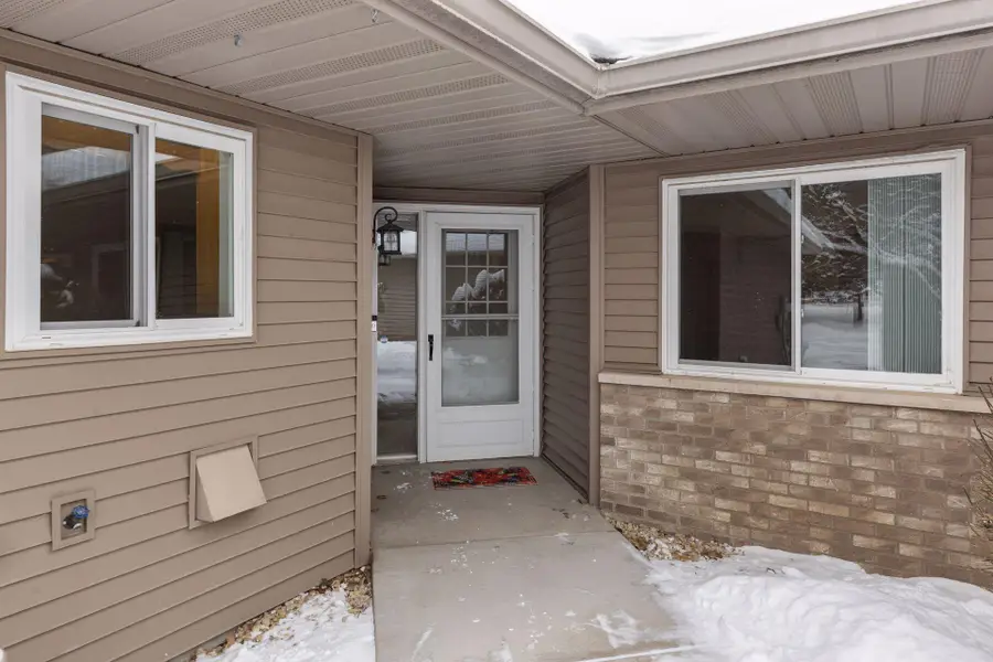 7095 Ivy Ridge Lane, Circle Pines, MN 55014 - Image #3