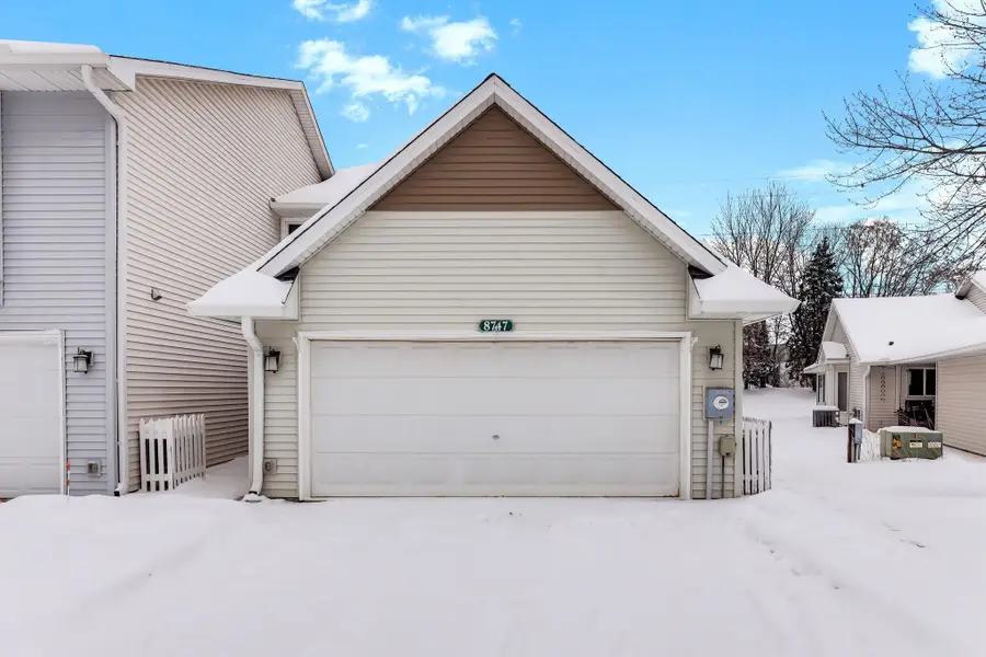 8747 Norway Street Nw, Coon Rapids, MN 55433 - Image #2