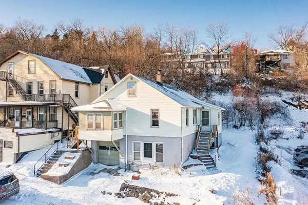 727 W 1st Street, Duluth, MN 55806