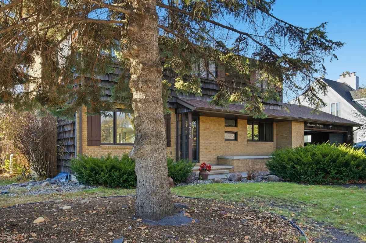 1719 7th Street S, Fargo, ND 58103 - Image #1