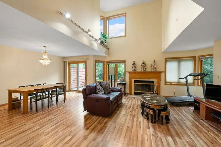 10695 53rd Avenue N, Plymouth, MN 55442 - #1