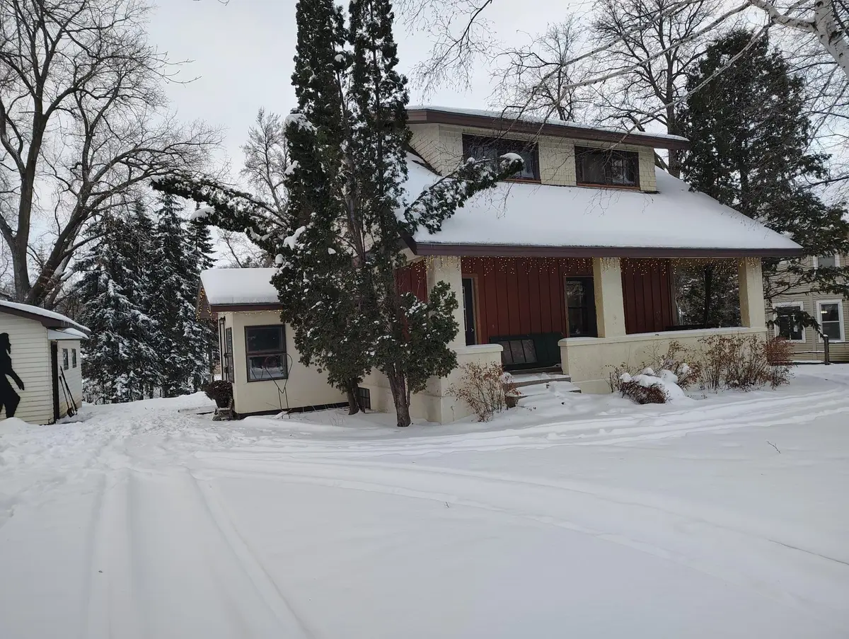 1027 Friberg Avenue, Fergus Falls, MN 56537 - Image #1
