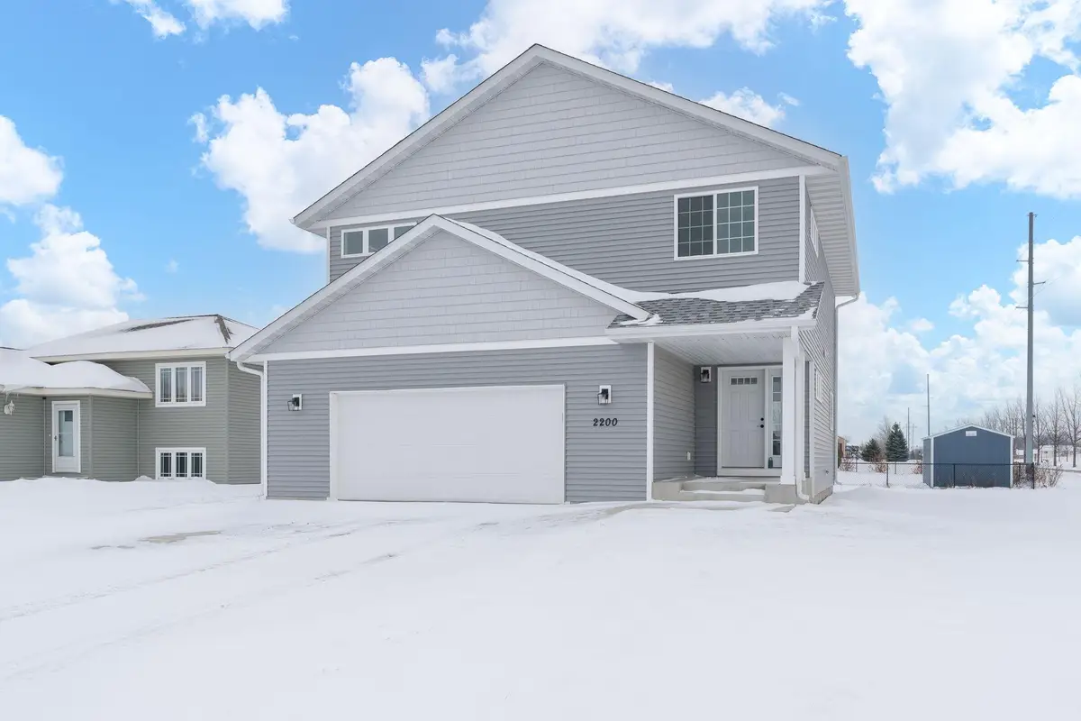 2200 Anchorage Drive, Mankato, MN 56003 - Image #1